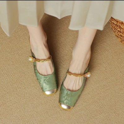 Half slippers shoe for girls - code : 1674